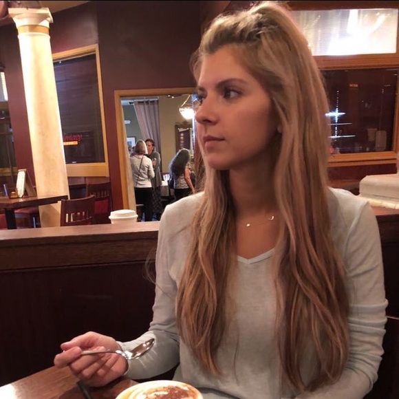 Meet your Posh Ambassador, Bianca - Picture 2 of 16